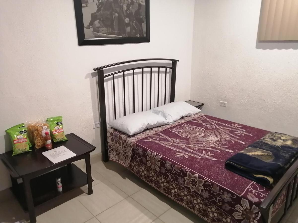 Monchita'S Ensenada Baja, Apartments For Rent. Esterno foto